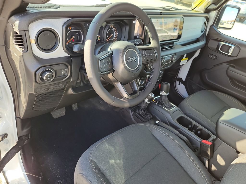 New 2025 Jeep Gladiator Sport image 19