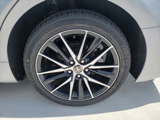 Used 2024 Toyota Camry SE FWD image 30