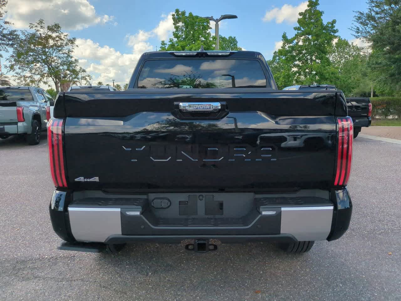 New 2026 Toyota Tundra Limited AWD/4WD image 5