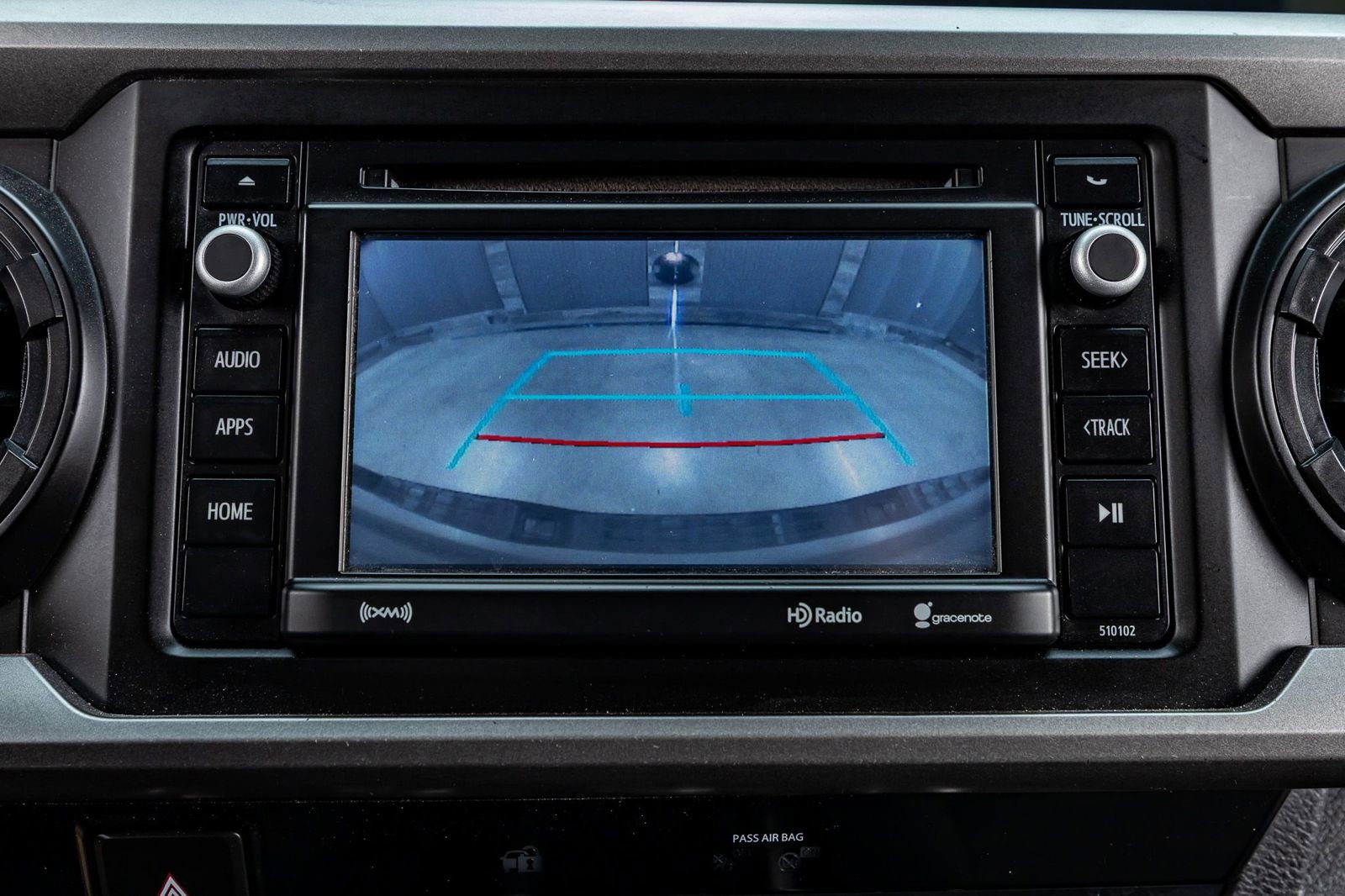 Used 2018 Toyota Tacoma SR5 AWD/4WD image 23