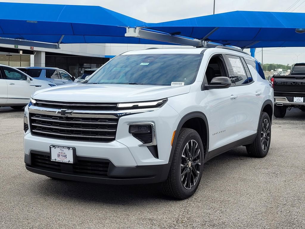 New 2026 Chevrolet Traverse LT