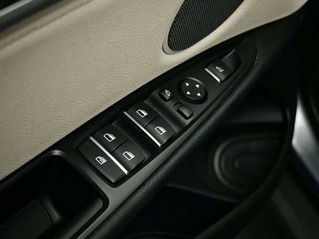 Used 2015 BMW X5 xDrive35d image 49