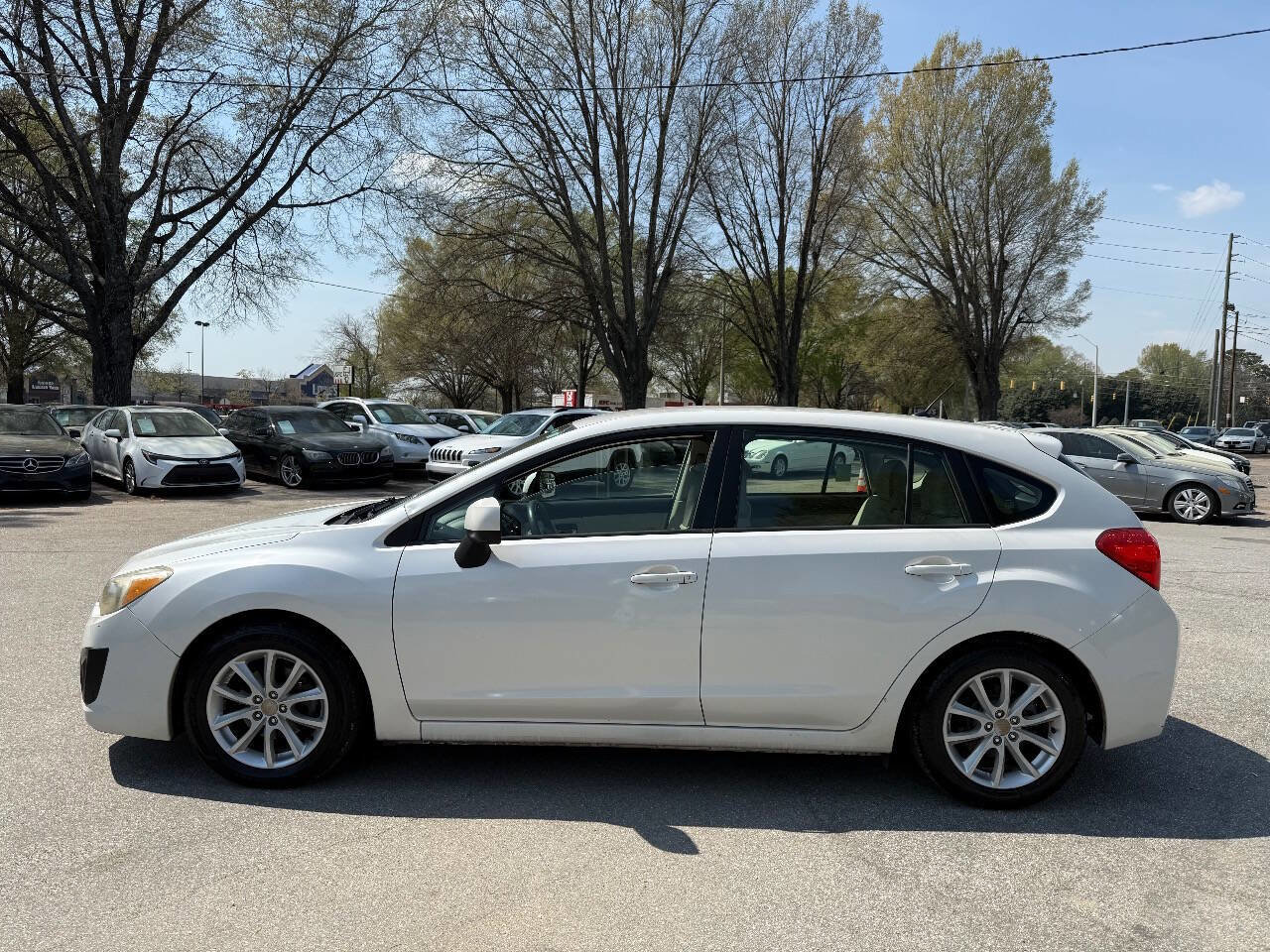 Used 2012 Subaru Impreza 2.0i Premium w/ All-Weather Pkg image 7