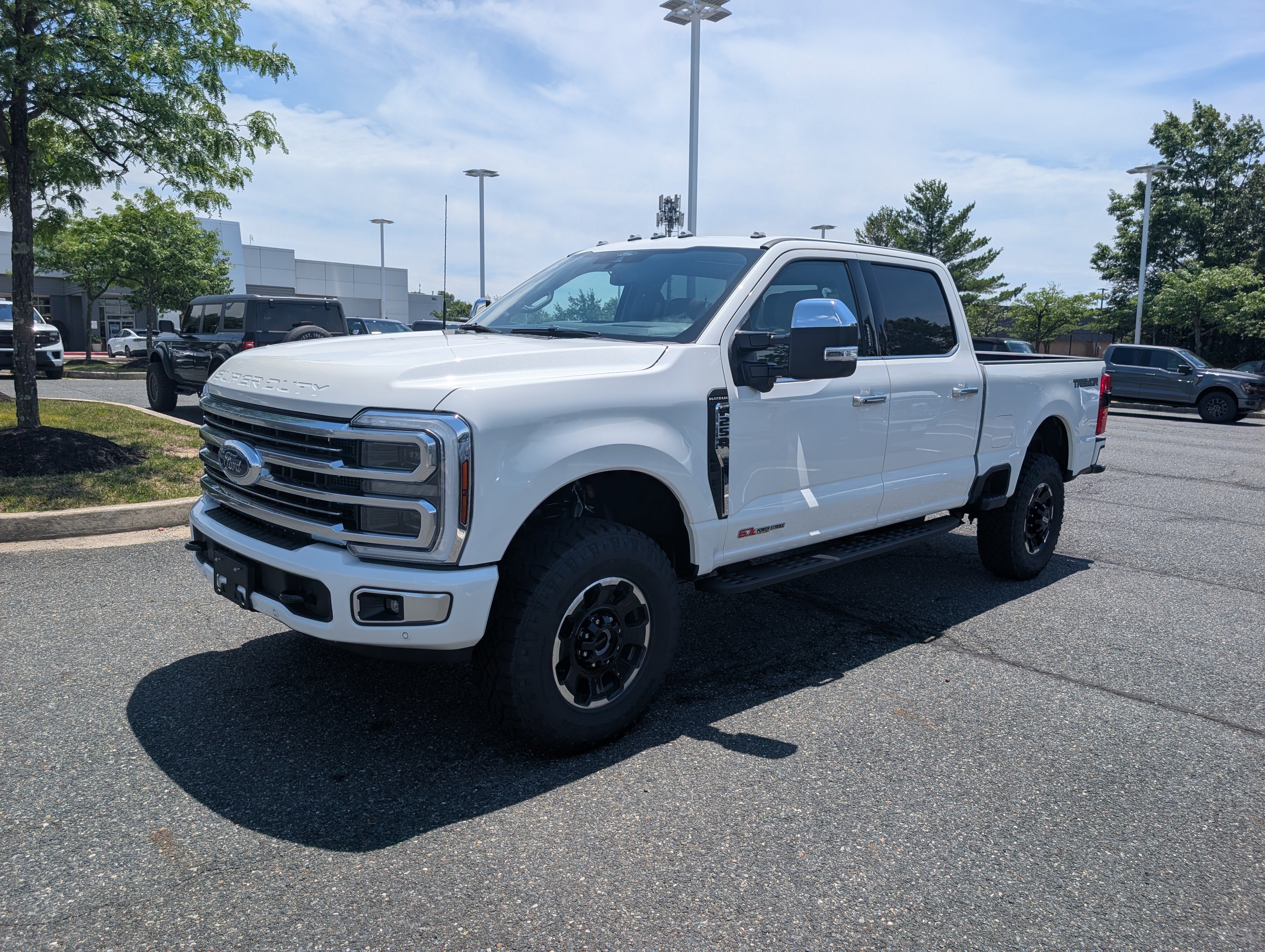 New 2026 Ford F250 Platinum w/ Platinum Plus Package AWD/4WD image 4