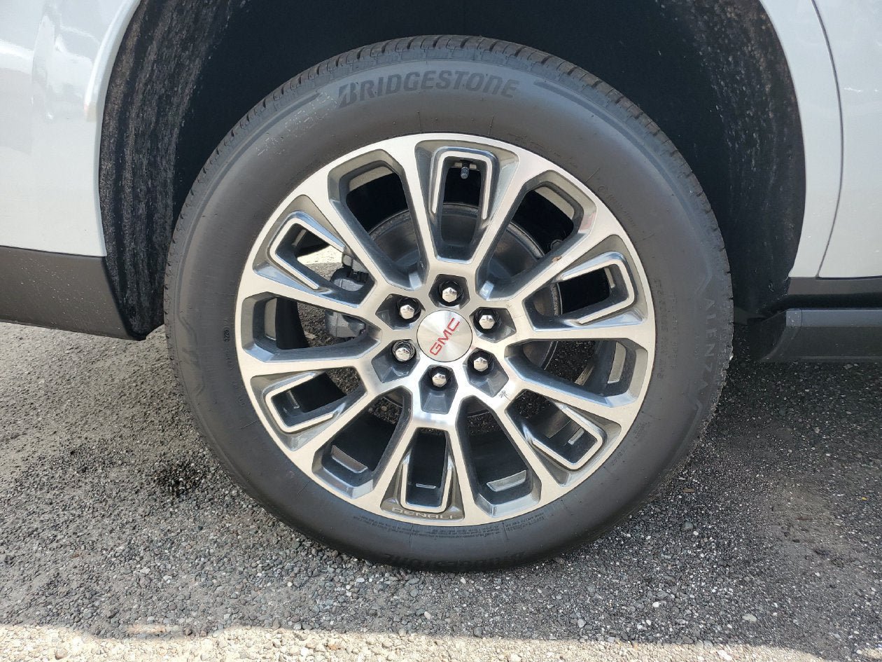 New 2027 GMC Yukon Denali w/ Denali Reserve Package AWD/4WD image 6