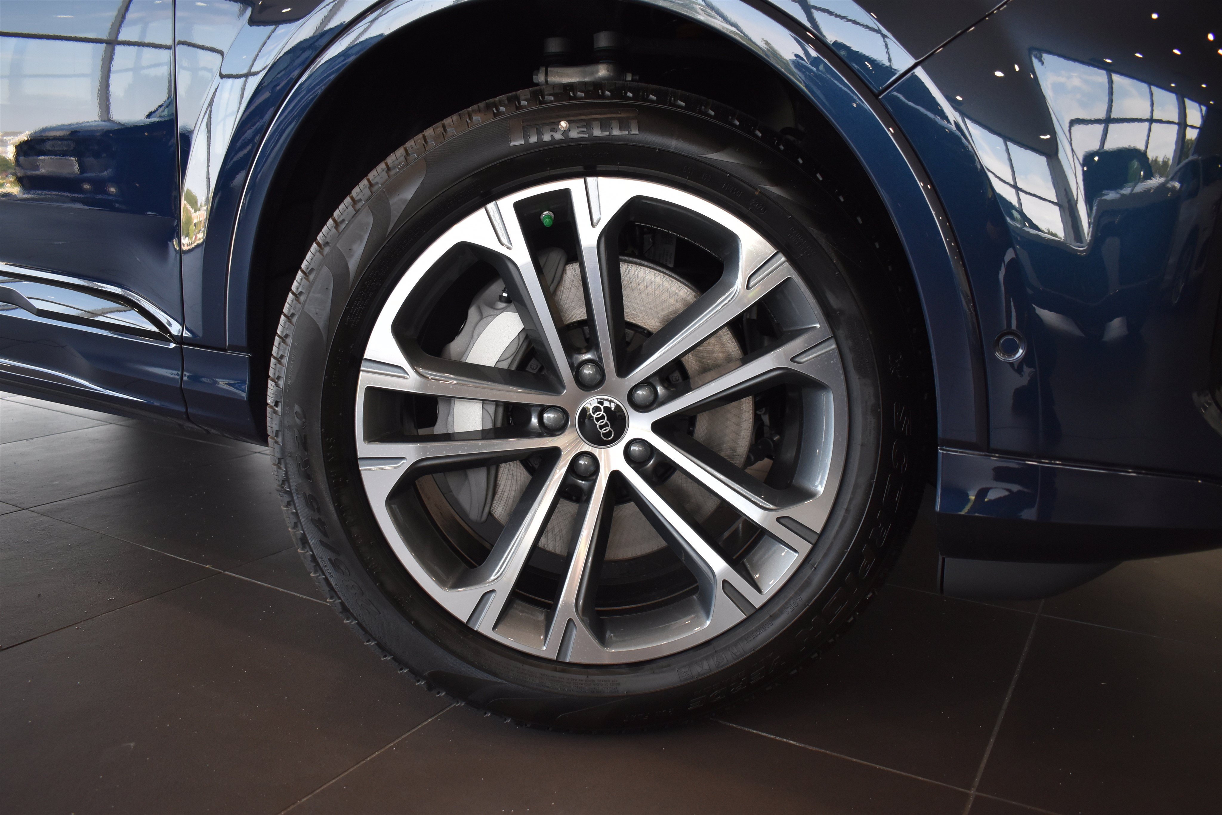 New 2026 Audi Q7 2.0T Premium AWD/4WD image 2