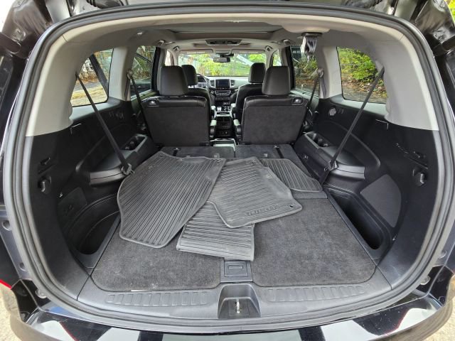 Used 2018 Honda Pilot Elite image 40