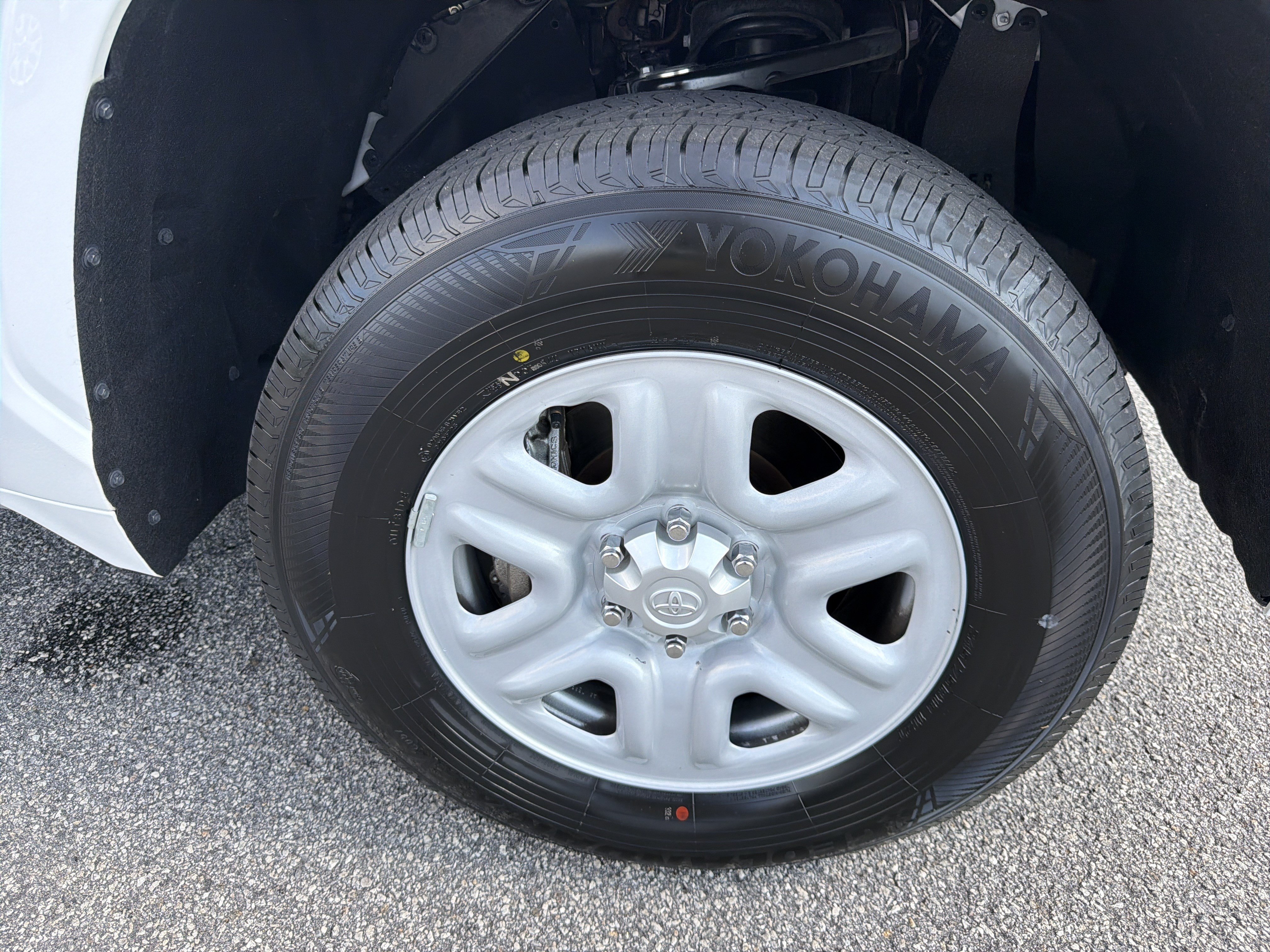 Certified 2025 Toyota Tundra SR AWD/4WD image 23