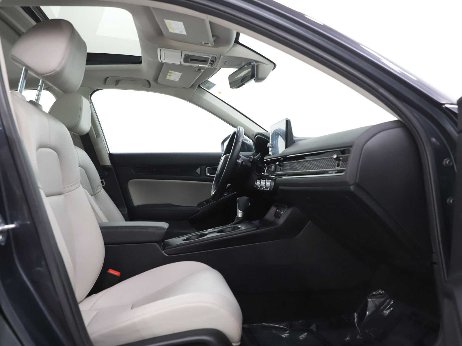 Used 2024 Honda Civic Touring image 11