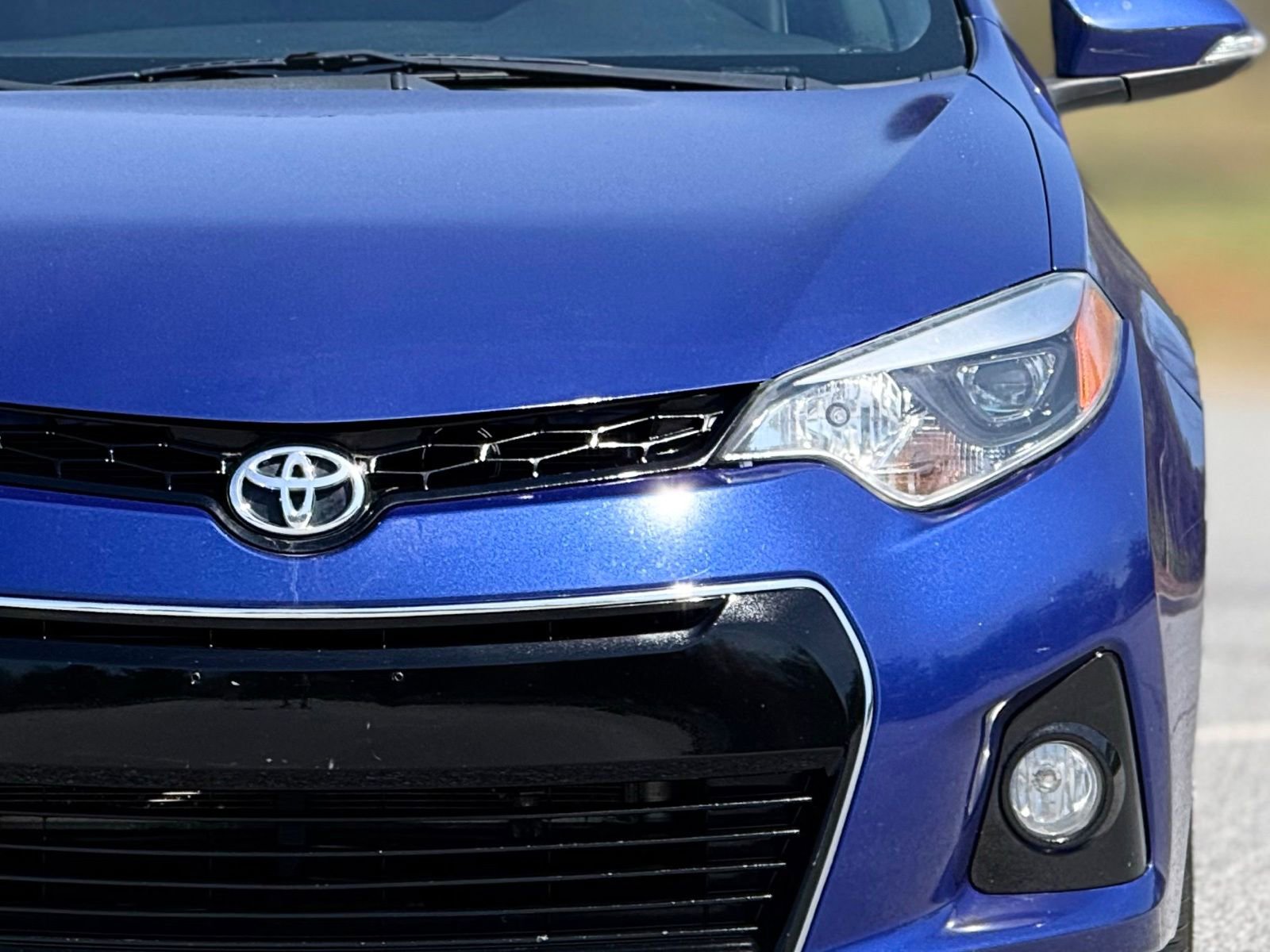 Used 2015 Toyota Corolla S image 14
