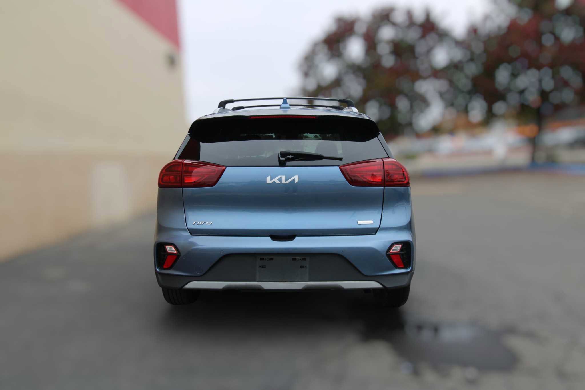 Used 2022 Kia Niro EX Premium image 12