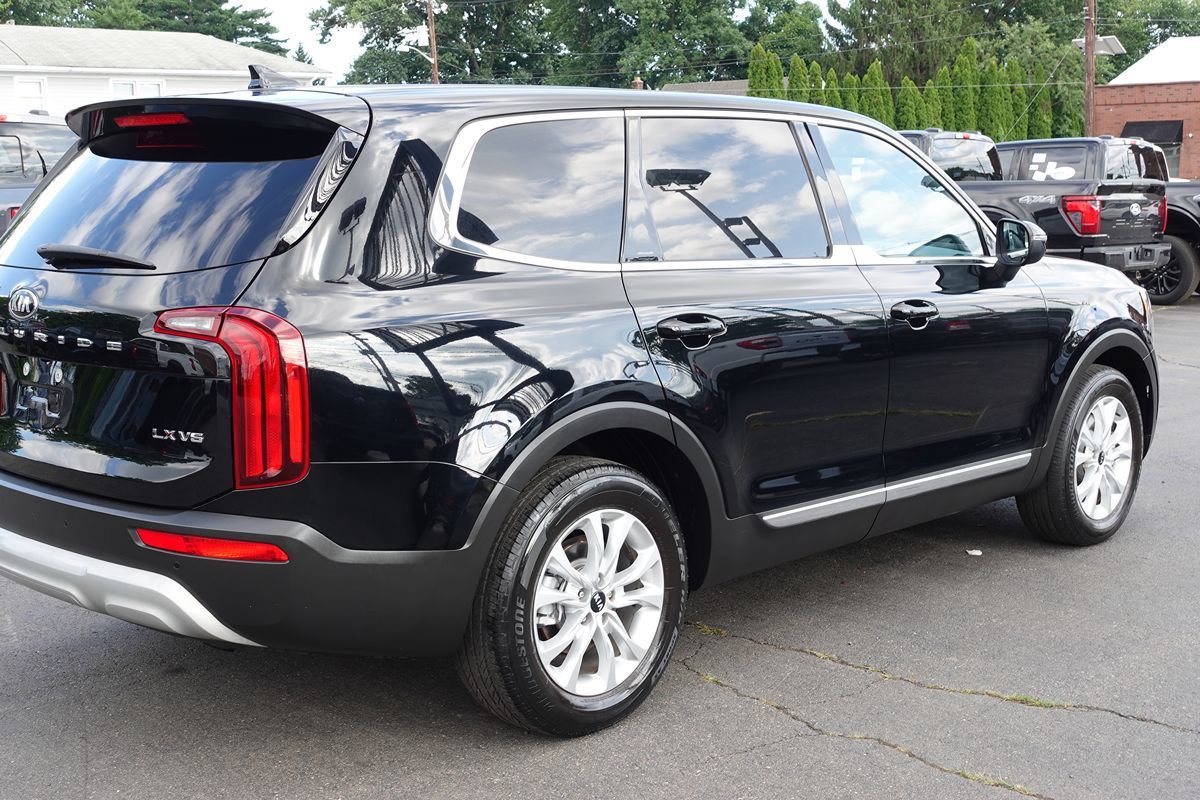 Used 2020 Kia Telluride LX AWD/4WD image 10