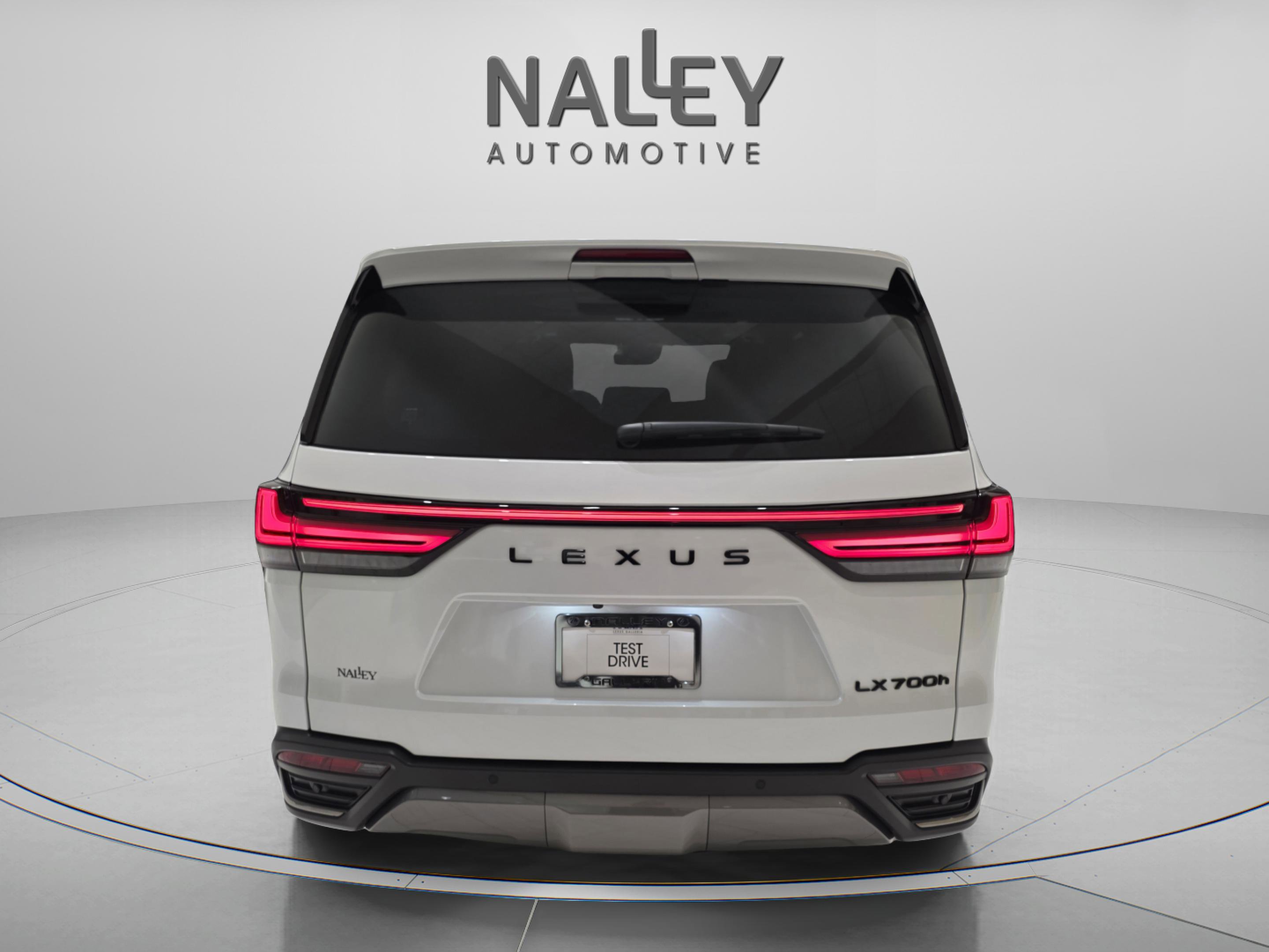 New 2026 Lexus LX 700h Overtrail image 4