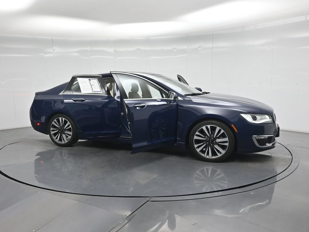 Used 2018 Lincoln MKZ Reserve FWD image 28