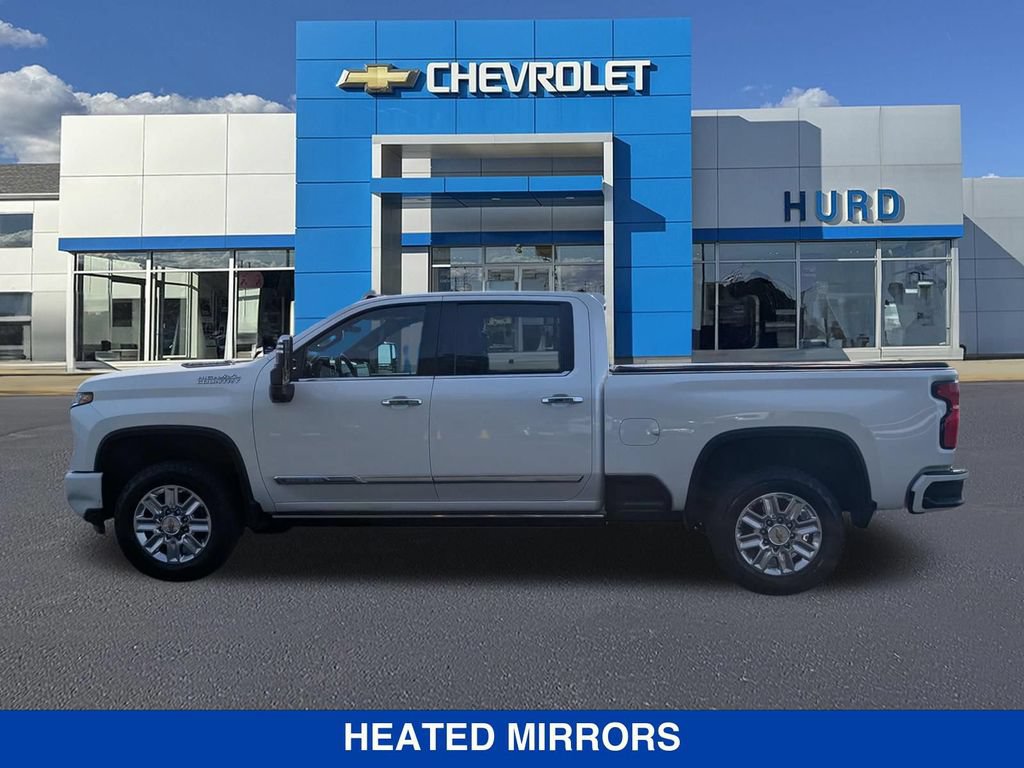 Used 2025 Chevrolet Silverado 2500 High Country w/ High Country Premium Package AWD/4WD image 7