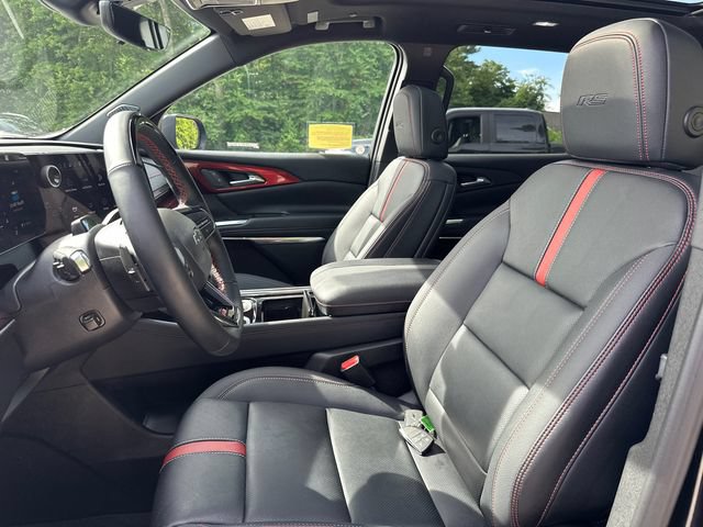 Certified 2025 Chevrolet Traverse RS AWD/4WD image 40