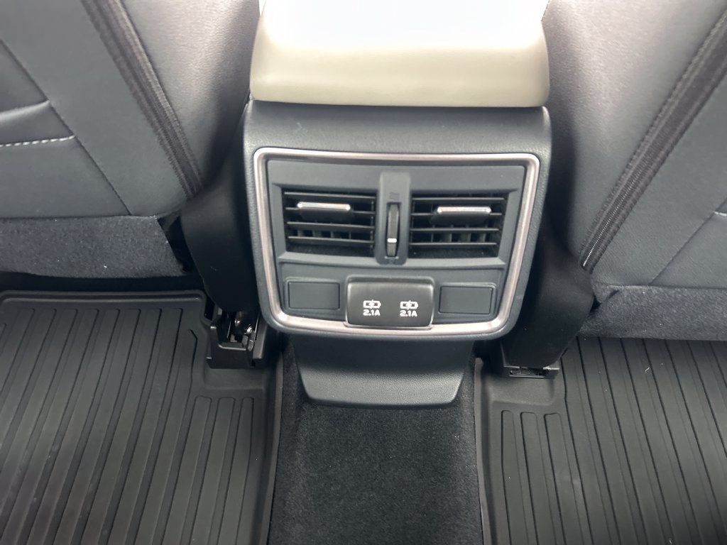 Certified 2023 Subaru Forester Premium AWD/4WD image 30