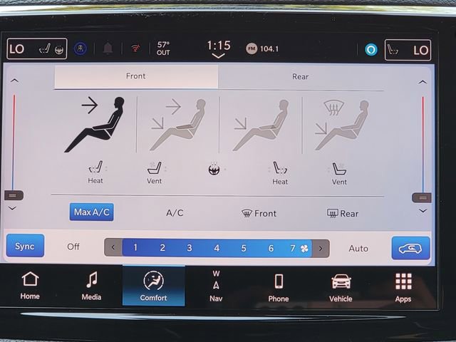 Certified 2024 Chrysler Pacifica Premium FWD image 29