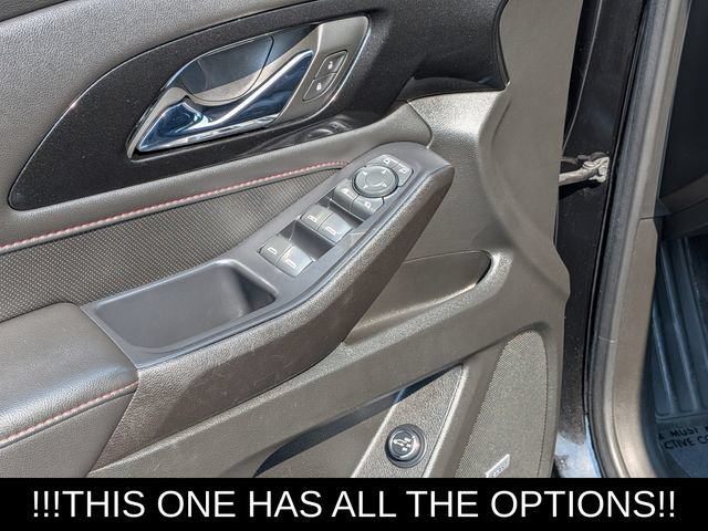 Used 2022 Chevrolet Traverse RS AWD/4WD image 16