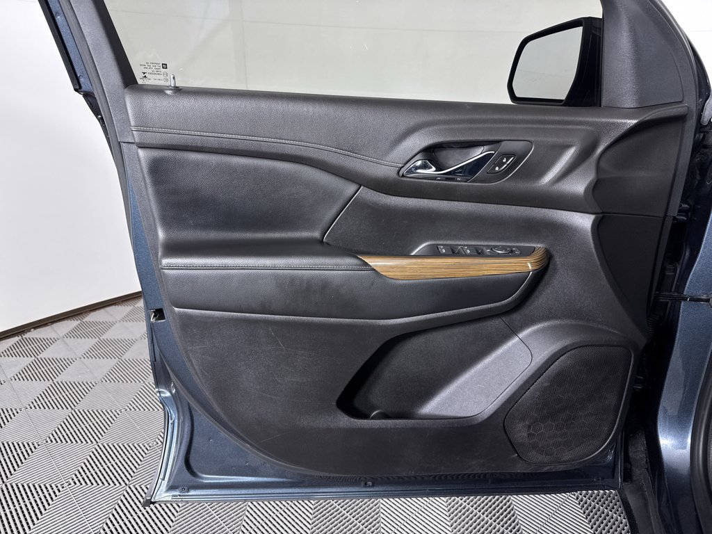 Used 2019 GMC Acadia SLE FWD image 25