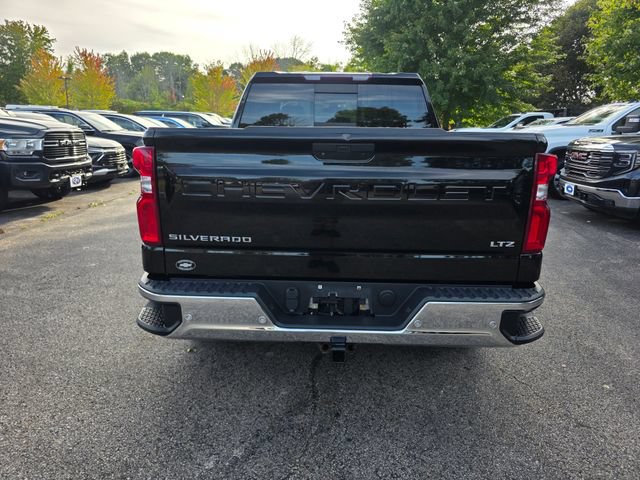 Used 2019 Chevrolet Silverado 1500 LTZ w/ LTZ Plus Package AWD/4WD image 3