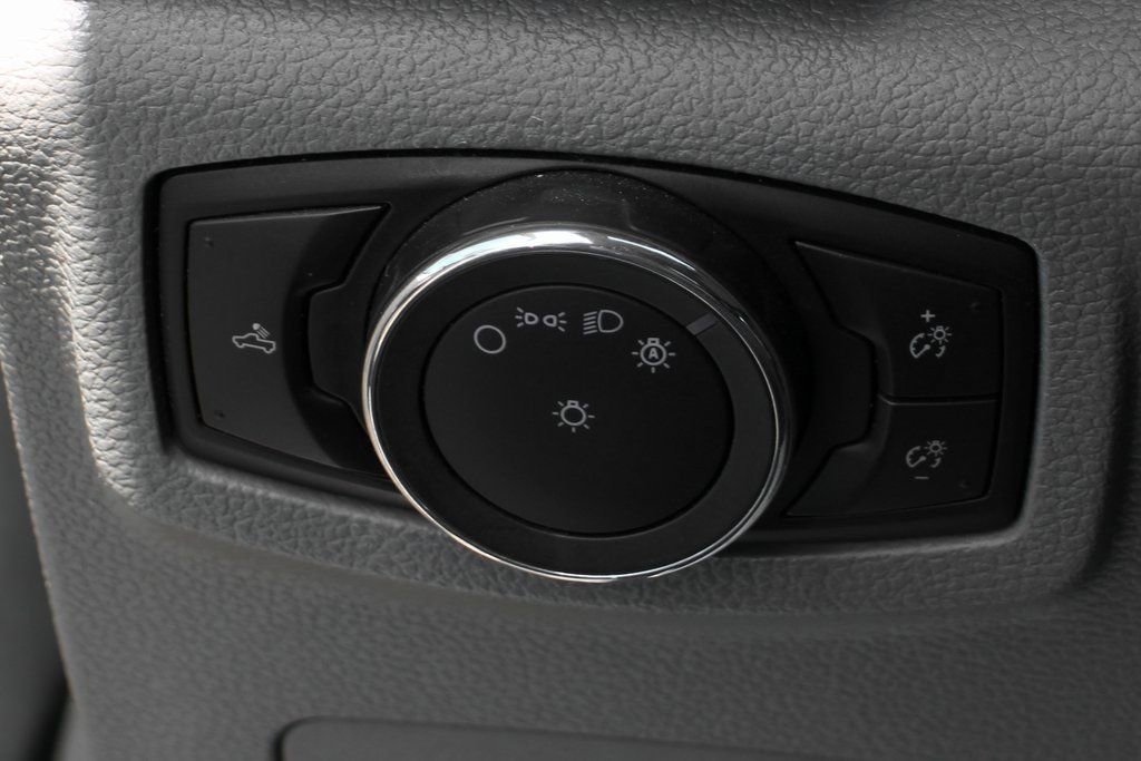 Used 2018 Ford F350 XL w/ Power Equipment Group image 19