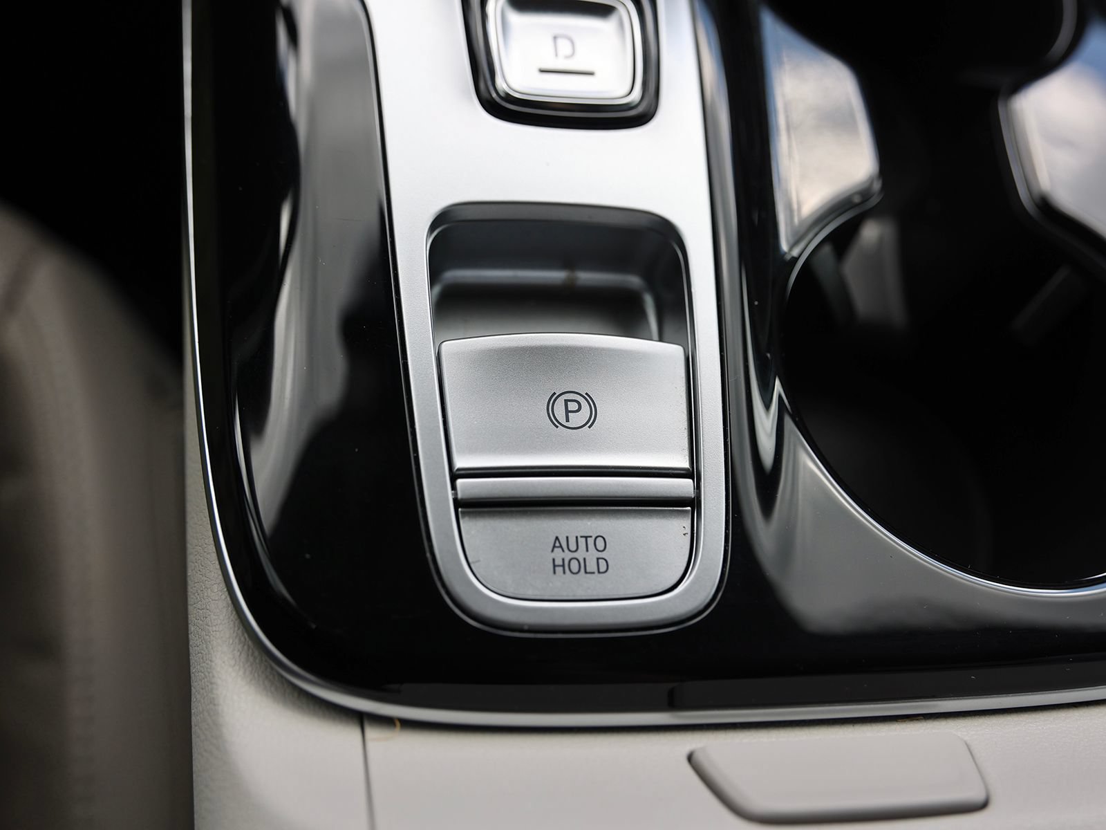 Certified 2023 Hyundai Tucson Limited AWD/4WD image 31