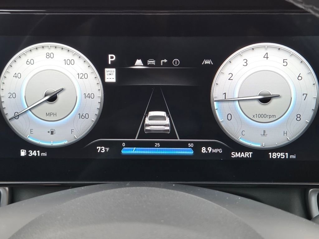 Used 2025 Hyundai Elantra SEL FWD image 32