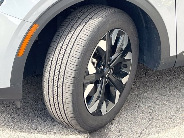 Certified 2024 Kia Sportage X-Line AWD/4WD image 3