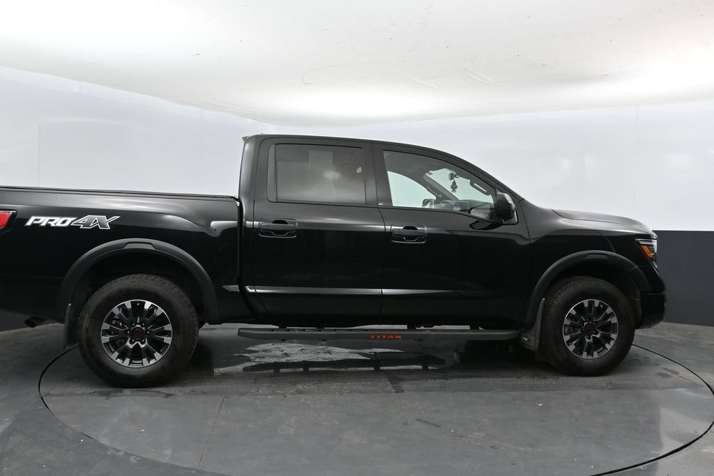 Used 2023 Nissan Titan PRO-4X w/ Off Road Protection Package AWD/4WD image 4