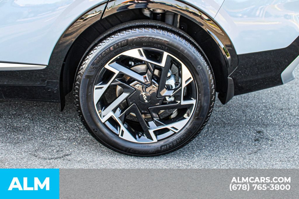 Used 2025 Kia Sportage SX AWD/4WD image 15