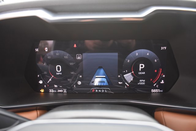 Used 2025 GMC Canyon AT4 image 21