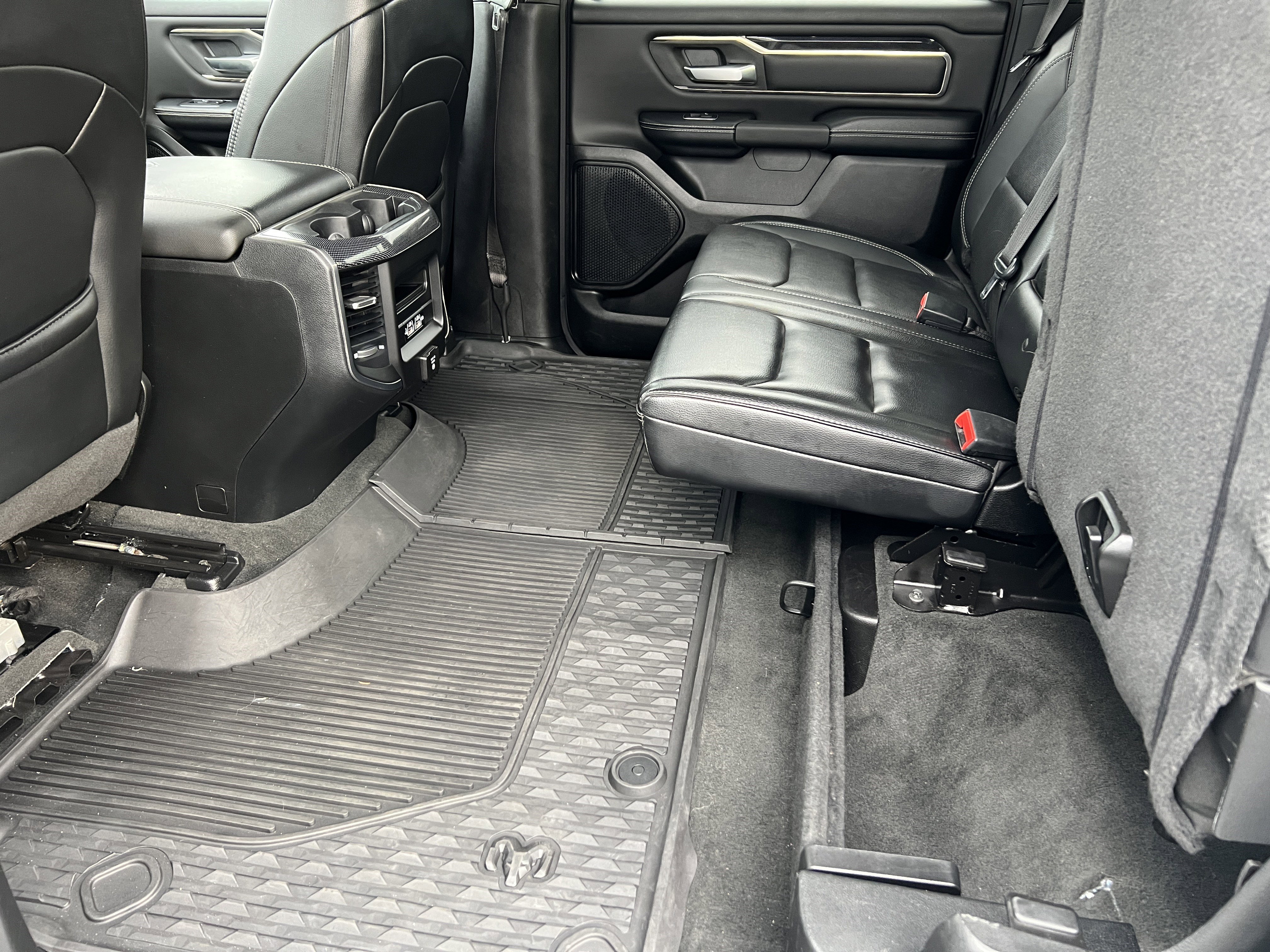 Used 2020 RAM 1500 Sport w/ Level 2 Equipment Goup w/2_L image 16