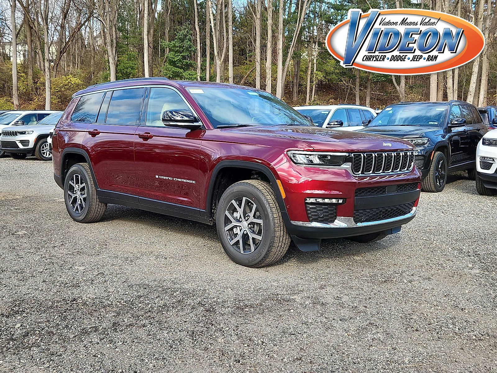 New 2025 Jeep Grand Cherokee L Limited w/ Luxury Tech Group II video 1