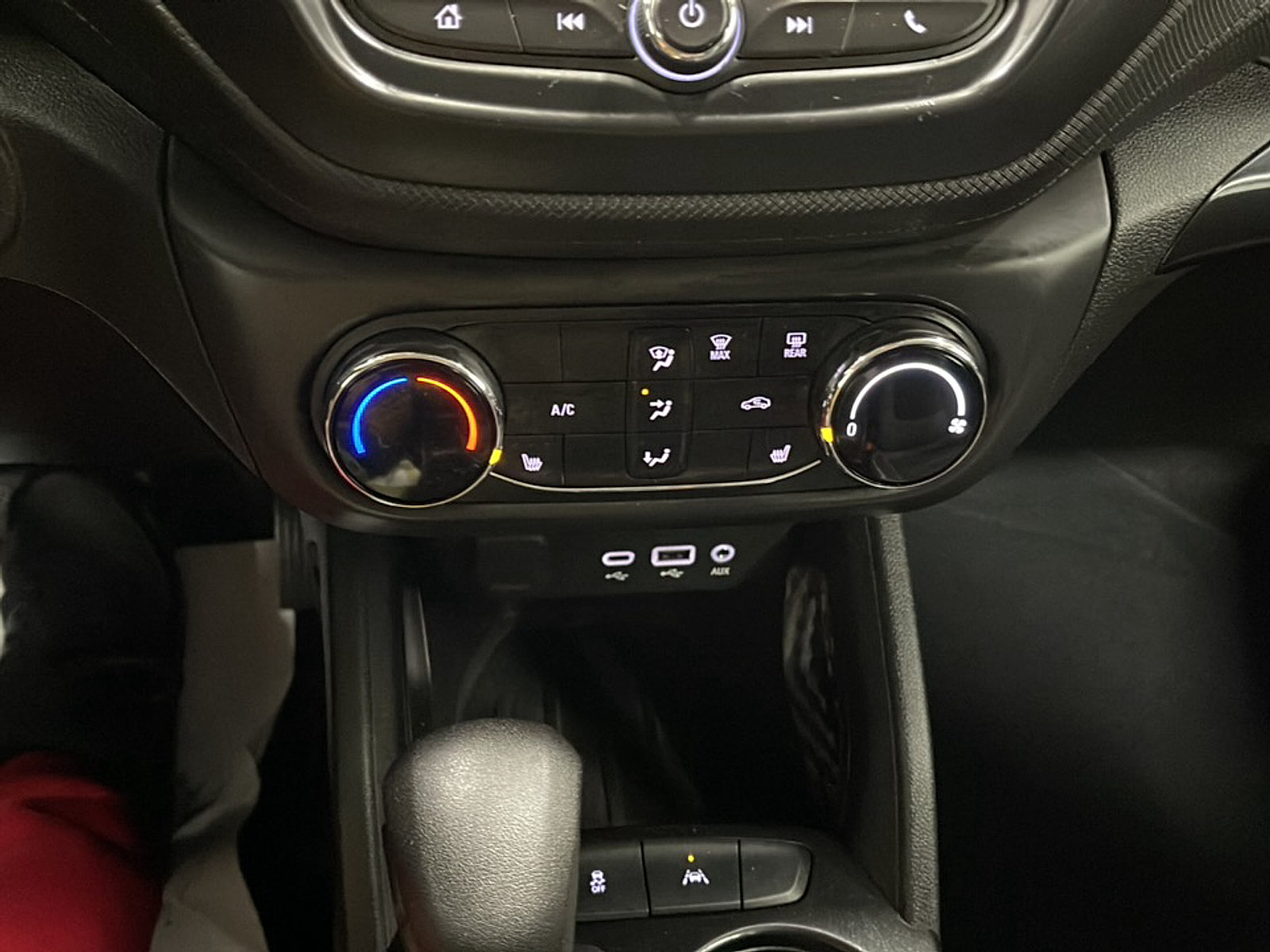 Used 2023 Chevrolet TrailBlazer LT FWD image 10