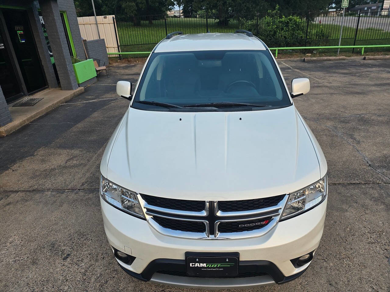 Used 2016 Dodge Journey SXT image 4