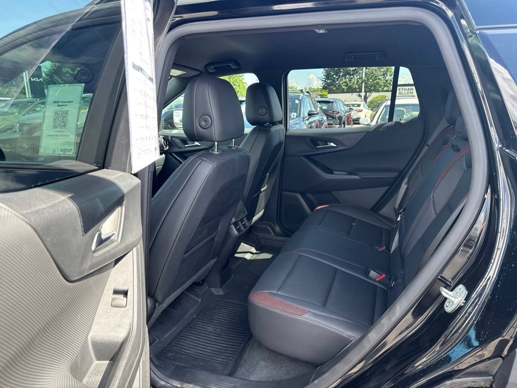 Used 2025 Chevrolet Equinox RS AWD/4WD image 15