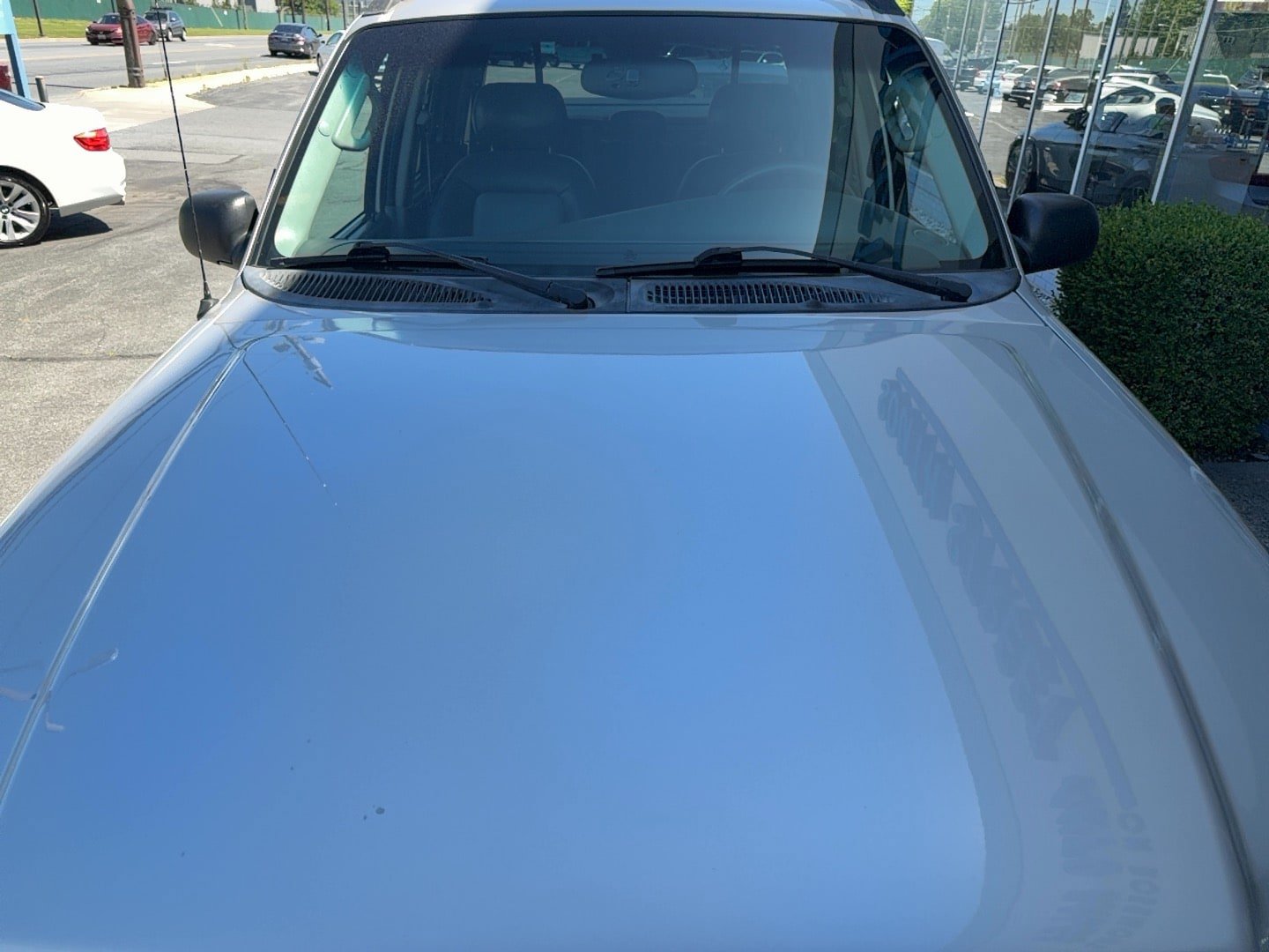 Used 2005 Ford Explorer Sport Trac XLT AWD/4WD image 24