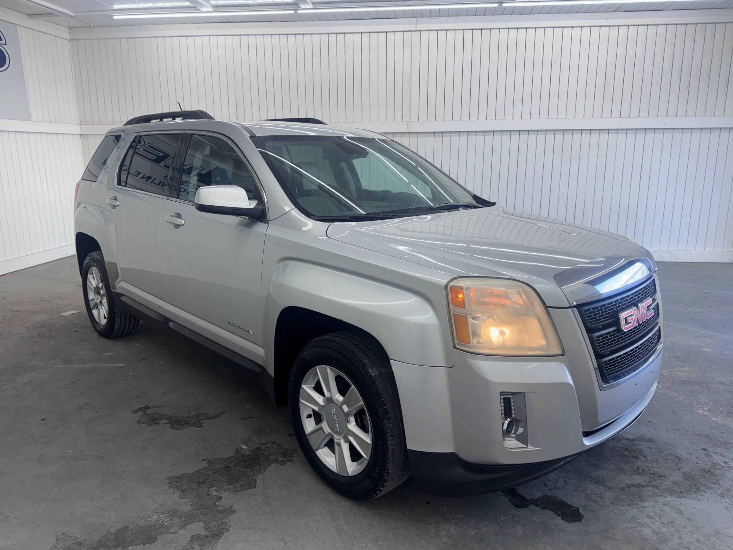 Used 2013 GMC Terrain SLT FWD image 3