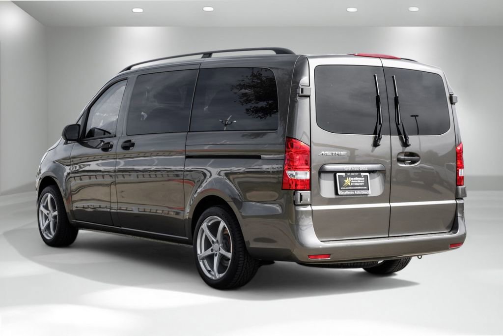Used 2017 Mercedes-Benz Metris Passenger w/ Driver Efficiency Package image 8