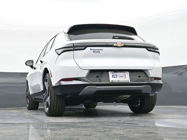 New 2026 Chevrolet Equinox EV LT image 40
