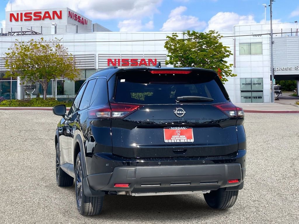 New 2026 Nissan Rogue Dark Armor image 3