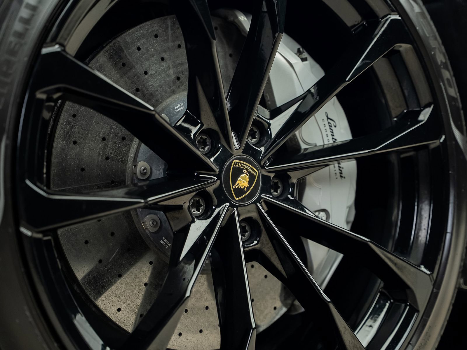 Used 2020 Lamborghini Urus image 6