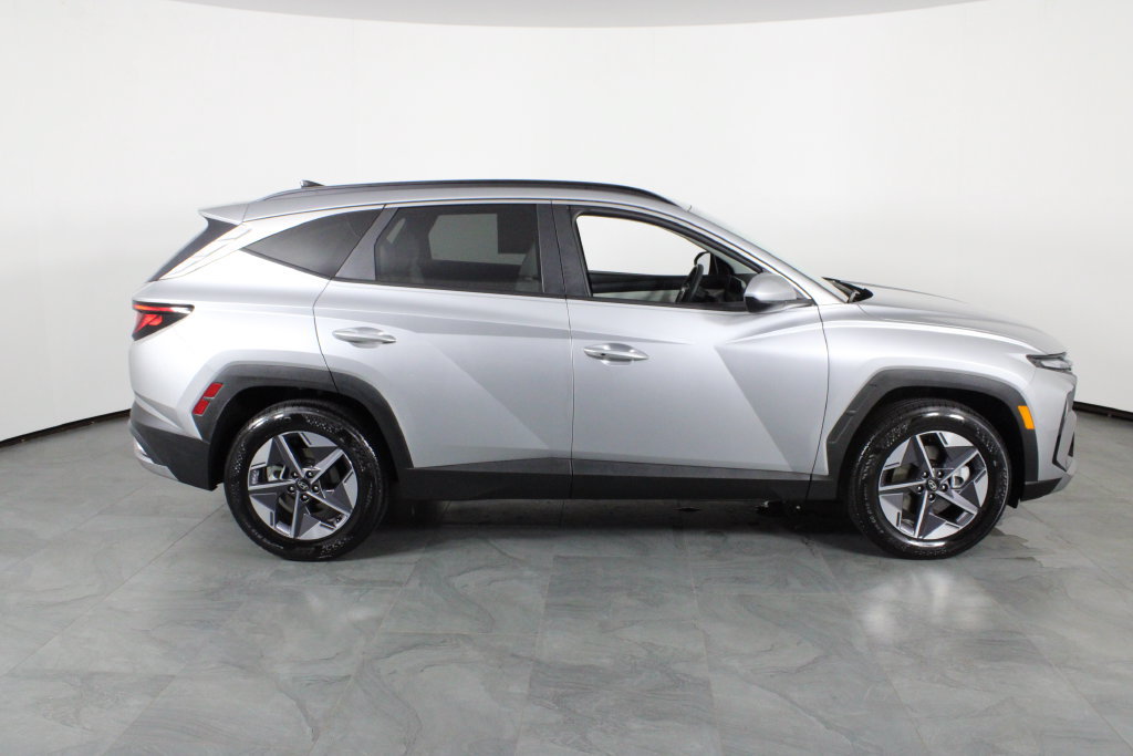 Certified 2026 Hyundai Tucson SEL FWD image 12