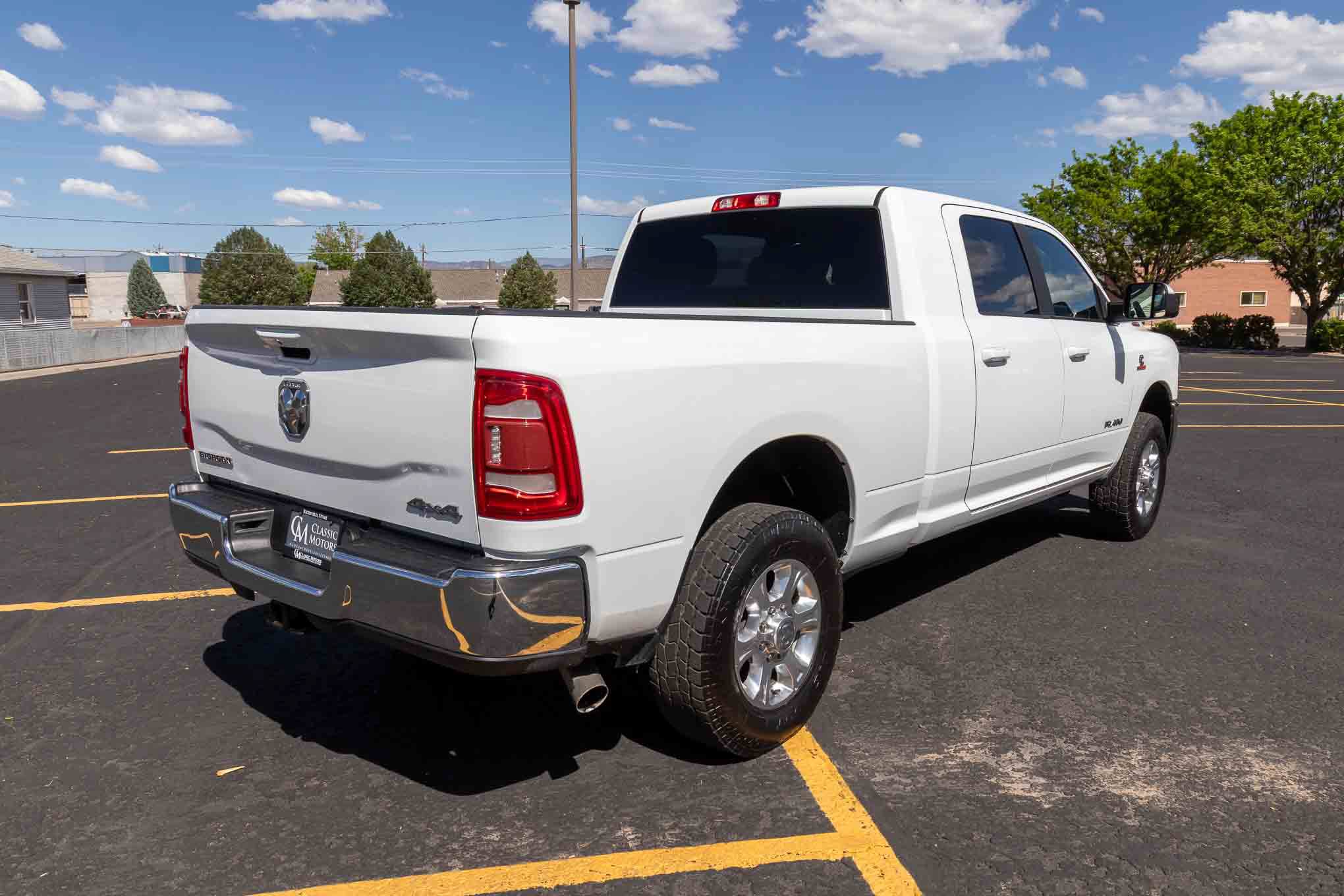 Used 2021 RAM 3500 Big Horn w/ Level 1 Equipment Group AWD/4WD image 3