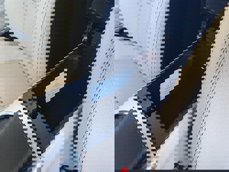 Used 2015 Mercedes-Benz SLK 250 w/ Premium Package image 64