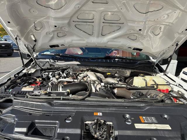 Certified 2021 Ford F350 Platinum AWD/4WD image 4