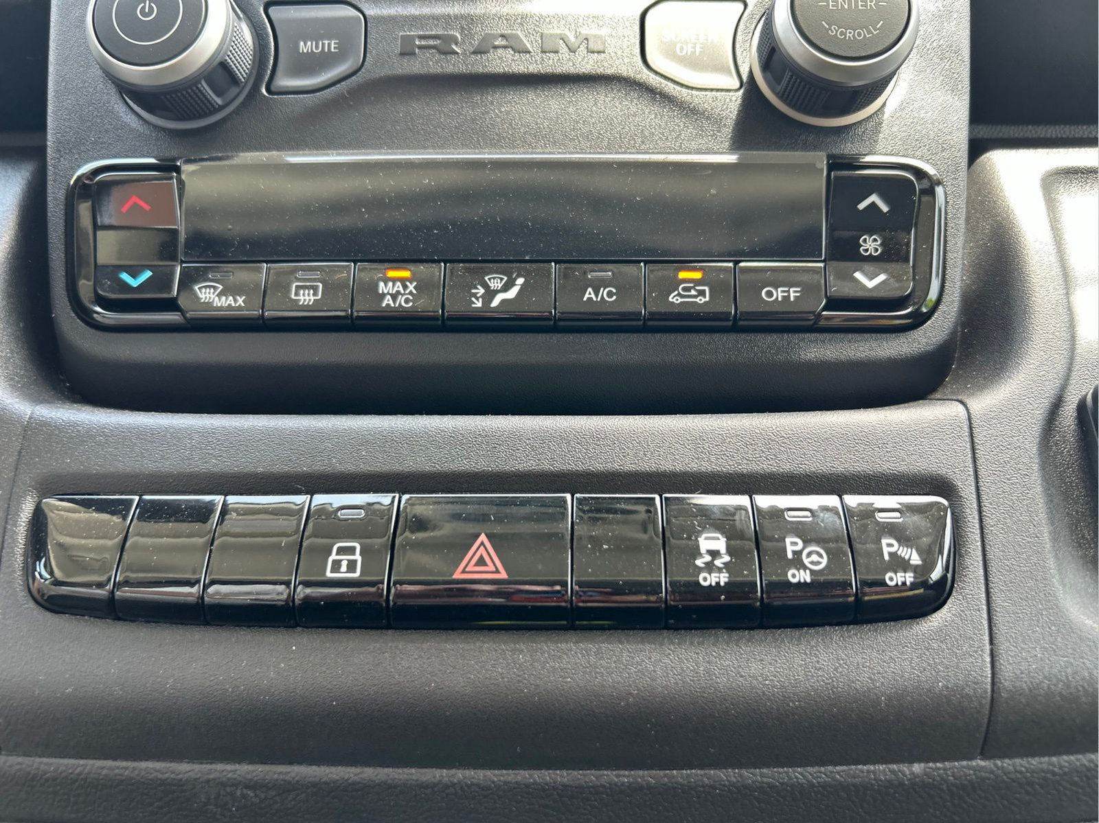 New 2026 RAM ProMaster 2500 w/ Advanced Safety Group FWD image 27