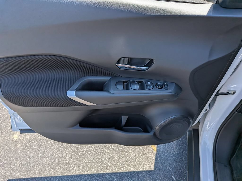 Used 2023 Nissan Kicks SV FWD image 10