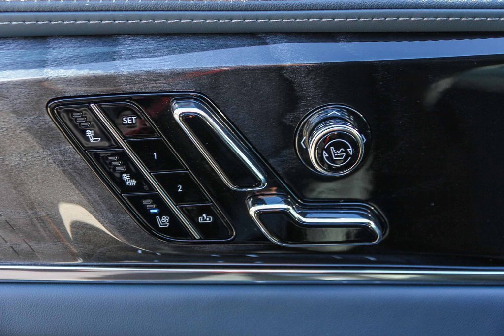 Used 2025 Cadillac Escalade IQ Sport 2 image 22